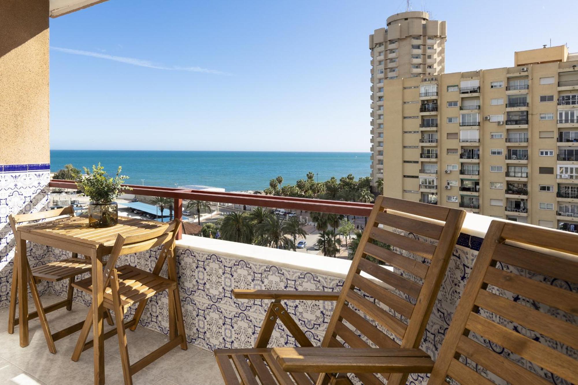 Beachfront Apartment With Terrace And Seaviews Fuengirola Buitenkant foto