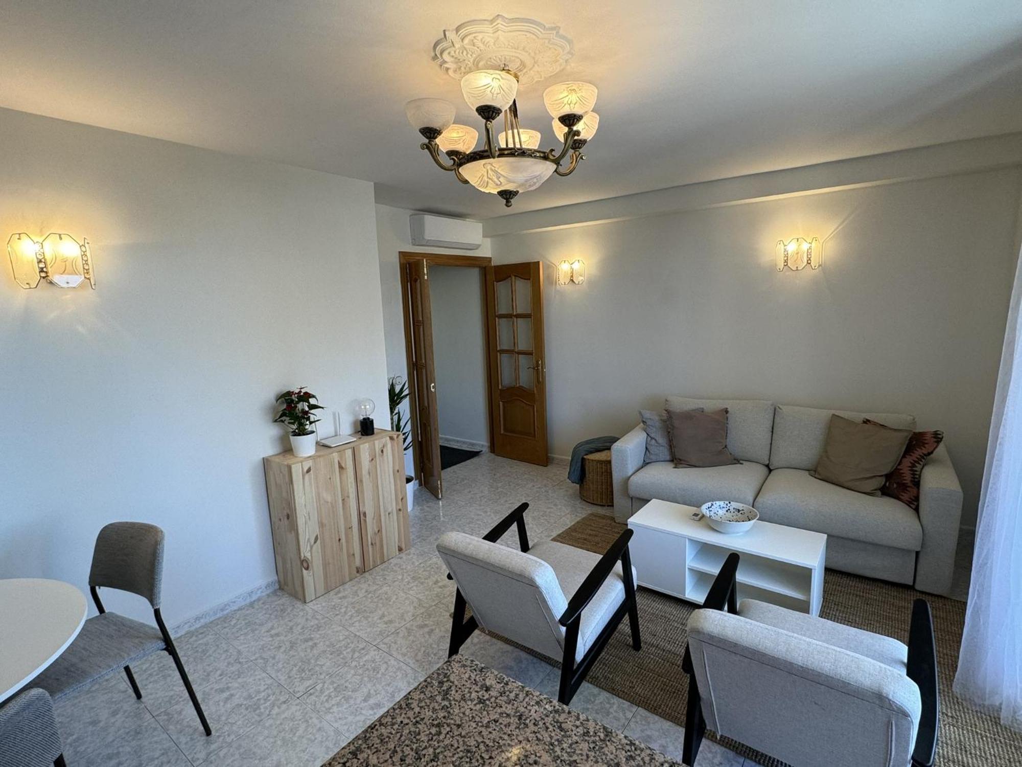 Beachfront Apartment With Terrace And Seaviews Fuengirola Buitenkant foto